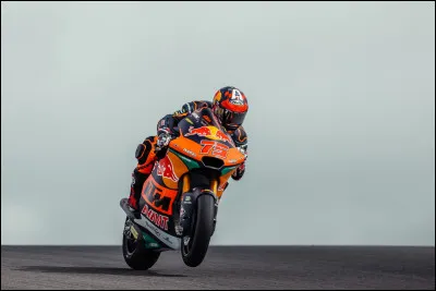 Auteur du meilleur chrono pendant les essais, Arón Canet pulvérise une nouvelle fois le record du circuit ! Mais la véritable surprise est venue dAlbert Arenas. À quelle place a-t-il fini ?
