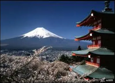 Le mont Fuji est-il le plus haut sommet de la Thaïlande ?