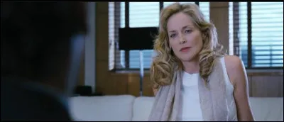 Quel est ce film d'aventure avec Stone ?