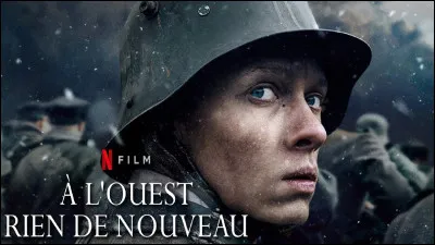 "À l'Ouest, rien de nouveau" (2022) est un long-métrage dans lequel joue Christian Bruhl.
