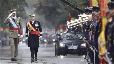 Que célèbre la fête nationale d'Espagne ?
