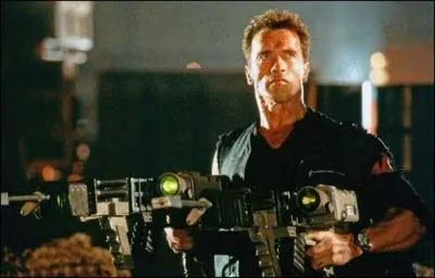 Dans ce film, son personnage se nomme John Kruger