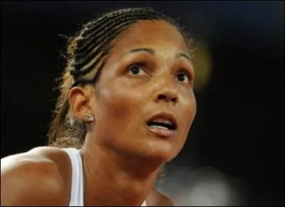 A quelle place a fini Christine Arron dans la finale du 100m ?