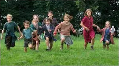 Quel âge Elie a-t-il lorsque Fanny le rencontre ?