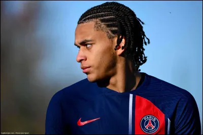 Quel est le nom de famille de ce joueur ?