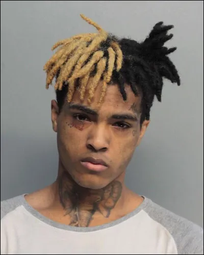 XXXTentacion était un rappeur américain de renommée mondiale. Connu pour ces titres tels que "Hope" ou encore "Look At Me", il représentait l'une des figures les plus emblématiques du "SoundCloud rap". Mais, le 18 juin 2018, il fut assassiné lors d'une fusillade, dans la ville de Pompano Beach. Quel âge avait-il lorsqu'il a été tué ?