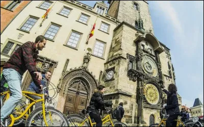 Cette fois, je fais un petit tour dans la vieille ville de...