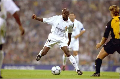 Quelle décision sportive controversée a précipité le déclin des "Galactiques" ?