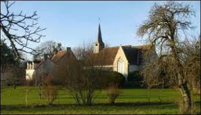 Petit village Sarthois de 73 habitants, Pizieux se situe en région ...