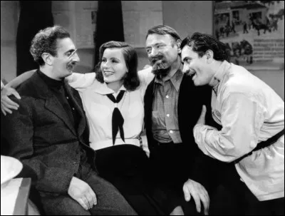 Ernst Lubitsch avait quitté l'Allemagne en 1923 pour rejoindre Hollywood, sur l'invitation de Mary Pickford ; parmi ses nombreux films, quel est celui-ci, sorti en 1939, à la fois comédie romantique et satire politique, avec Greta Garbo dans le rôle principal ?
