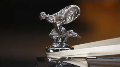 Toujours dans les voitures, quelle est cette marque ?