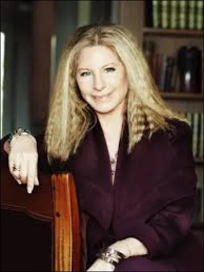 Barbra Streisand, célèbre pour ses nombreux tubes dont "Memory" est-elle encore en vie ?
