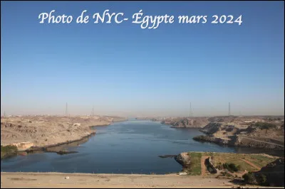 Quel est le nom de ce barrage hydroélectrique (1960) l'un des plus grands du monde avec 169 milliards de m3 d'eau du Nil ?