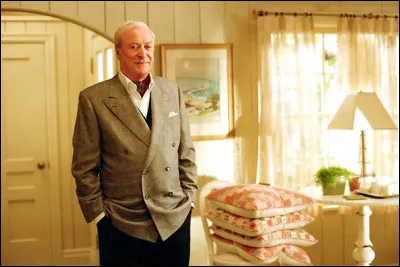 Quelle est cette comédie fantastique avec Caine ?