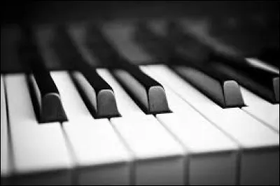 Piano : Combien cet instrument comporte-t-il de touches noires ?