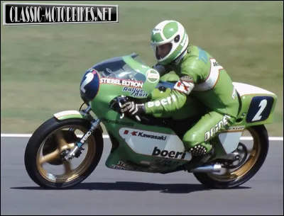 Le dernier champion du monde de la catégorie 350cc, il sest retiré de la compétition en 1988, cest