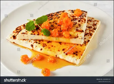 En Finlande ce fromage typique se déguste grillé ou en dessert avec de la confiture.