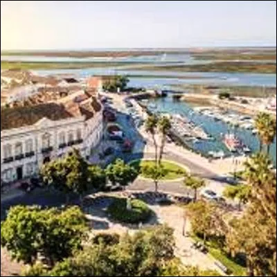 Dans quel pays dEurope se trouve la région administrative de lAlgarve ?