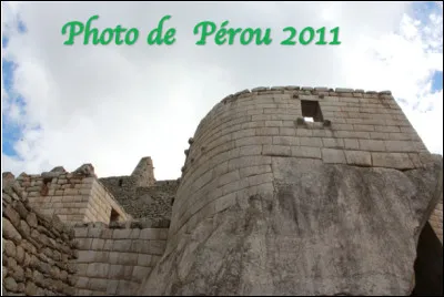 Quel et ce temple situé au coeur de la cité inca du Machu Picchu au Pérou, il a inspiré Hergé ?