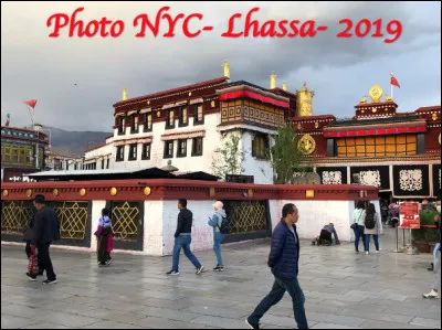 Quel et ce temple, premier édifice religieux bouddhiste du Tibet construit en 639 à Lhassa ?