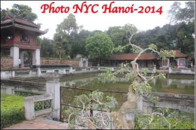 Quel est ce temple, le plus important mausolée de Confucius, situé à Hanoi au Vietnam, devenu le point d'attraction culturel le plus prisé de la ville ?