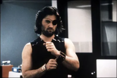 Comment s'intitule ce film de science-fiction avec Russell ?