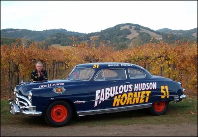 Quelle est l'année de cette Hudson Hornet ?