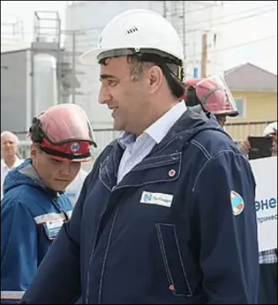 Oligarque de l'est, Igor Schkurko (49 ans) fut directeur général adjoint de Yakutskenergo (jusqu'au 4 avril). Il est retrouvé mort dans la ville de Iakoutsk. Où donc ?