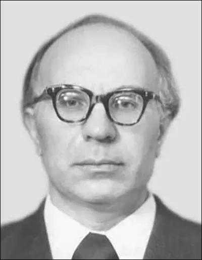 Troublant, tout de même... le suicide de Grigori Schlinichov, physicien et créateur de la bombe hydrogène russe RDS-37, ... [Complétez !]