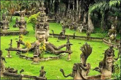 Où aurez-vous la chance de visiter le Bouddha Park ?