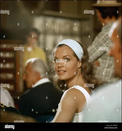 "Les Choses de la vie" est joué par Michel Piccoli.