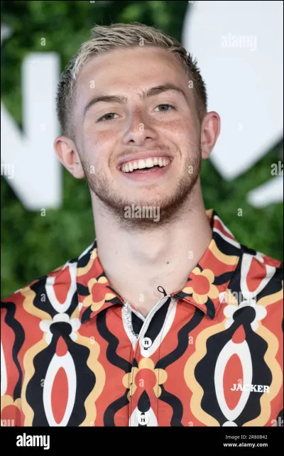 Quel rôle joue Michou dans l'émission ?