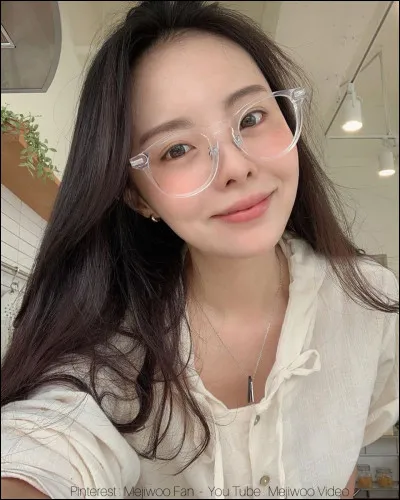 Mejiwoo est la sur de :