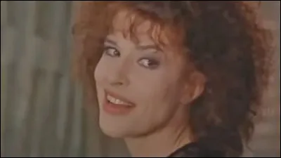 Comment s'intitule cette comédie avec Ardant ?