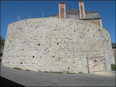 D'où est le roi pour Jean Anglade ?