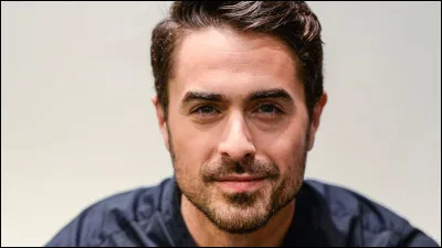 Avec qui danse-t-il ?