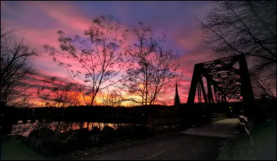 Qui chante "Les Jours heureux" ?