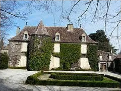 Nous sommes maintenant au château de Faux. Village de l'aire d'attraction Bergeracoise, sur les bords de la Conne et du Couzeau, il se situe dans le département ...