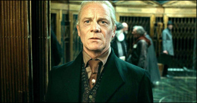 Y. Quel est le nom de famille de Corban ?