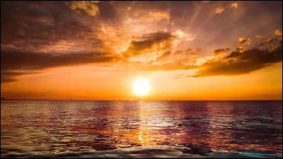 Qui chantait "Le ciel, le soleil et la mer" ?