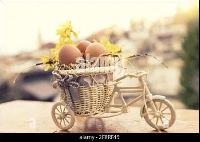 Quant à ceux-là à force de pédaler pour monter la côte, ils sont crevés. Que dit le plus sage ?