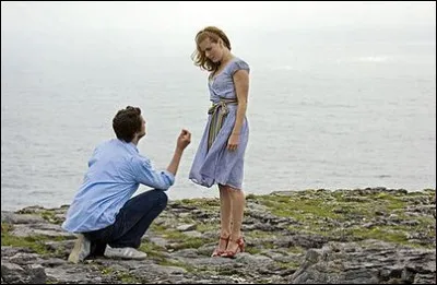 Dans ce film, l'homme fait sa demande en mariage en Irlande. Quel est le titre de ce film ?