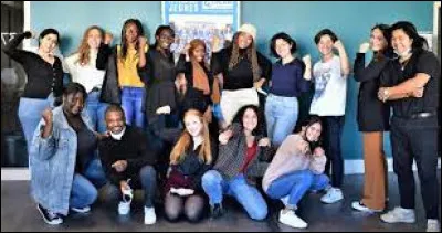 C'est au cours des Trente Glorieuses qu'Amiens a connu un grand essor industriel. La transformation de la citadelle militaire du XVIe siècle en une université ultracontemporaine pour recevoir trente mille étudiants, (rappel, il y a 130 mille habitants). En 2020, de quoi est-elle devenue la capitale européenne ?