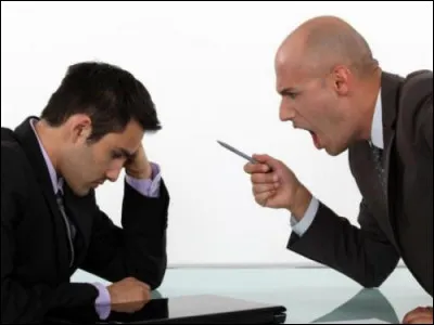 Un employé qui porte plainte contre son patron passera par...