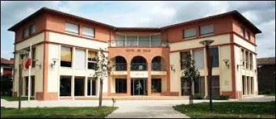 Ville de la métropole Toulousaine, traversée par l'Hers-Mort, Saint-Alban se situe dans le département ...