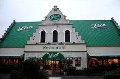 Quelle est la spécialité des restaurants ''Léon de Bruxelles'' ?