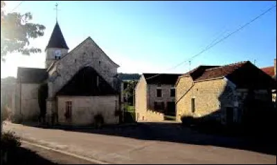 Vous avez sur cette image l'église Saint-Renobert, à Faverolles-lès-Lucey. Petit village Côte-d'Orien de 29 habitants, dans le parc national de forêts, il se situe en région ...
