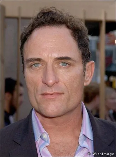 Kim Coates a jou dans :
