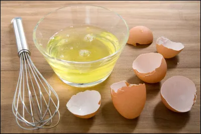 Quel est le nom de la protéine contenue dans le blanc d'uf de poule qui est souvent utilisée en cuisine ? (Très compliqué cela.)