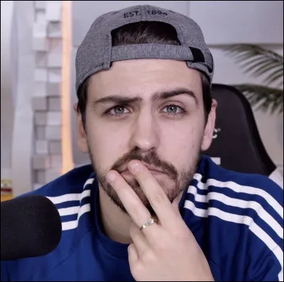 Qui est ce youtubeur ?